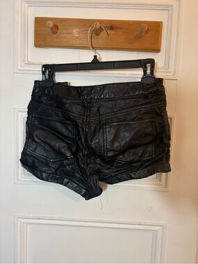H&M Black Faux Leather Women’s Shorts